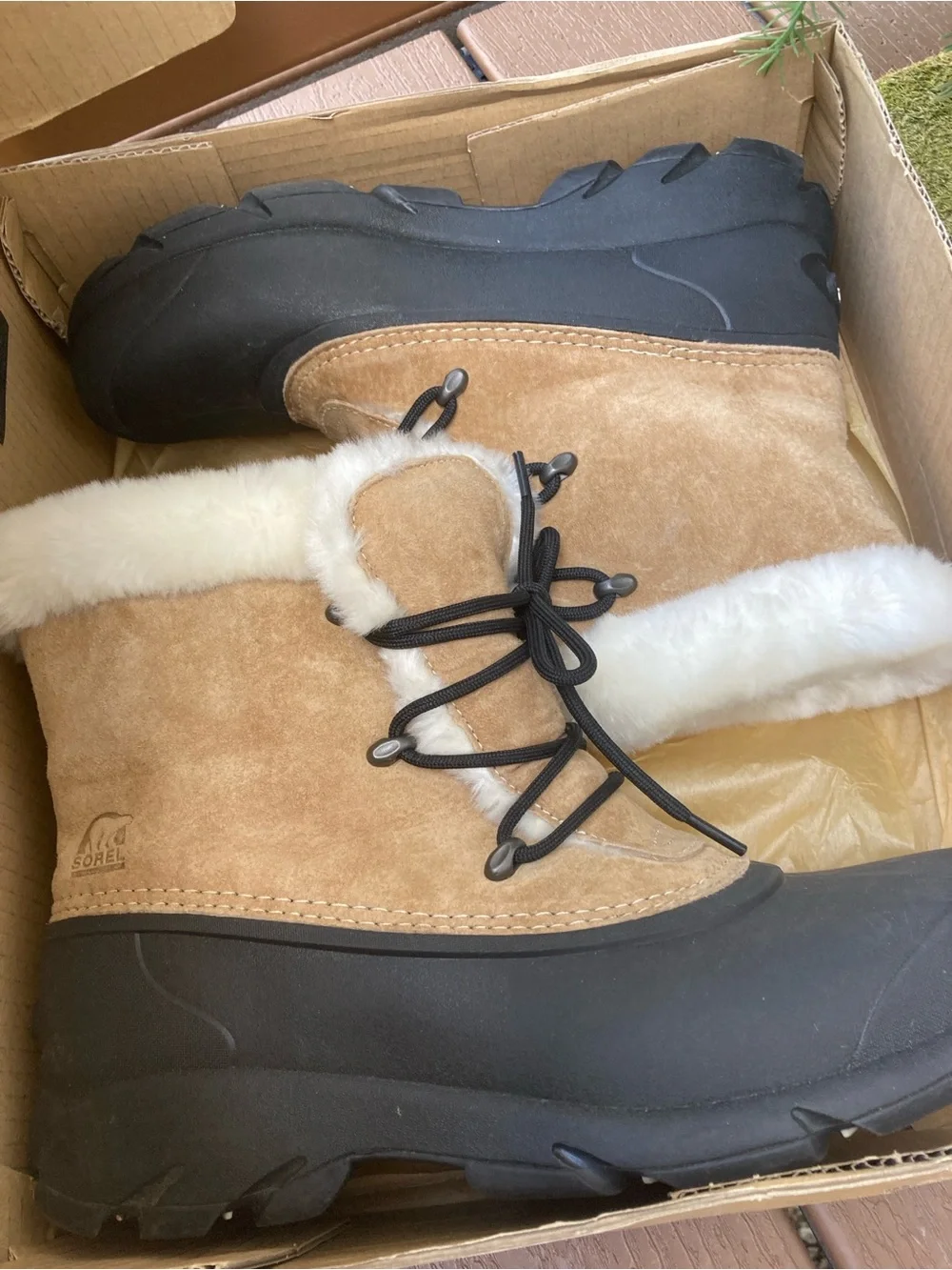 Sorel Size 11 Snow Angel Lace insulated winter boots